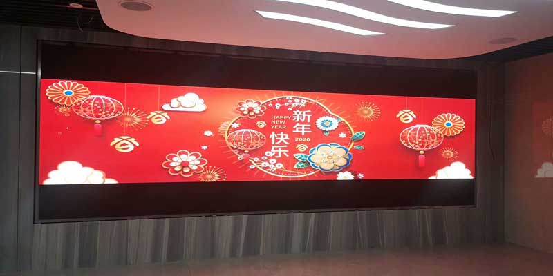室內(nèi)超長(zhǎng)<a href=http://www.hmwkmu.com target=_blank class=infotextkey>led電子屏</a>